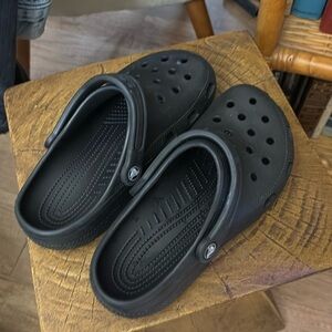 Black crocs